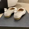 Nuevos Zapatos Planos Bajos Estilo Hada Verano 2025 Adecuados para Combinar con Faldas Pequeñas, Zapatos Tipo Gorro Estilo Suave para Mujer