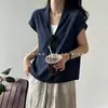 Camisa de manga corta estilo dos piezas falsas con cuello en V para mujer talla grande, nuevo estilo verano 2026, corte holgado, adelgazante, favorecedor y elegante