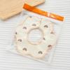 Crepa única gasa de algodón impermeable toalla de leche para recién nacidos babero para niños babero impermeable pétalos de 360 grados