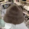 Chapéu de Pescador Plush Fofo Xadrez com Laço Redutor de Idade para Mulheres Outono e Inverno Quente Personalizado com Orelhas de Gato Desenho Animado Chapéu Balde Tendência
