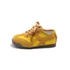 Novos Sapatos Brancos de Verão 2025 Estilo Coreano Ins para Estudantes Femininas Respiráveis com Solado Grosso para Aumentar a Altura Tênis Casuais para Street Style