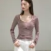 Camiseta de manga larga para mujer, estilo Henley americano, con botones, rayas de contraste, de Lyocell Tencel, nueva tendencia otoño 2026