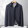 Nueva colección de invierno: Chaqueta de negocios elegante y cálida para hombre con cuello solapa, abrigo de algodón acolchado para hombres de mediana edad y mayores, prenda exterior engrosada y aislante para papás