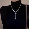 Corrente de Suéter Longo Outono e Inverno para Mulheres, Versátil Ins Nova Corrente de Luxo de Nicho de Alta Qualidade com Design Dupla Camada