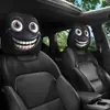 TUME puede proporcionar fundas de almohada para coche con etiquetas personalizadas y expresiones divertidas, fundas de almohada elásticas estampadas y puede producir fundas de almohada para coche basadas en sus propios diseños.