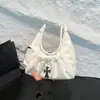 Nova Bolsa de Motocicleta Grande Capacidade Estilo Y2K Feminina Transfronteiriça com Decoração Cruzada da Moda, Adequada para o Dia a Dia, Bolsa de Ombro Único