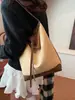 2026 Bolso de Axila de Gran Capacidad Nuevo Bolso Cubo Retro de Gamuza Bolso de Hombro Simple para Mujer Bolso Tote de Moda
