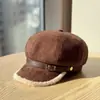 Nueva Moda Otoño e Invierno Hebilla de Cinturón de Cuero Sombrero Octagonal para Mujer, Estilo Coreano Sencillo Cálido Sombrero de Boina con Adorno de Piel, Sombrero para Cubrir el Rostro Adelgazante