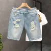 Shorts de Mezclilla Rasgados Azul Claro para Hombre Verano Delgados de Cinco Puntos Pantalones Cortos Rectos Ajustados de Moda de Longitud Media para Hombre