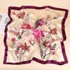 Lenço de Seda Estampado Floral Europeu e Americano Estampado de Leopardo Xale de Moda para Menina Lenço Quadrado Decorativo Flor de Pessegueiro Lenço Quadrado de Cetim Rosa