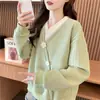Sudadera de Cuello en V para Otoño Temprano para Mujer 2025 Nuevo Estilo Coreano Primavera y Otoño Suelta Delgada Falso Dos Piezas Top Chaqueta para Estudiantes de Secundaria
