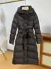 Chaqueta de plumas de alta gama para mujer, larga, con capucha, entallada en la cintura, nueva, GB 90, abrigo de plumón de pato blanco, gabardina de temperamento al por mayor