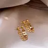 2026 Aretes de Aro Lisos Sencillos Estilo Nuevo con un Diseño Exagerado, Versátiles y Elegantes, Aretes de Lujo Ligero de Gama Alta de Nicho