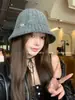 Estilo Casual Atmosférico de Gama Alta Versátil Sombrero de Pescador Patrón de Cáñamo Cálido para Otoño e Invierno para Mujer Que Muestra la Cara Pequeño Sombrero de Lana Tejida tipo Cubeta