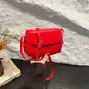 Bolso de Silla de Montar Retro Coreano 2025 Verano Nuevo Bolso Bandolera de un Solo Hombro Moda Simple Literario Señoras Bolso de Concha Dura