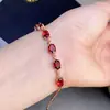 Pulsera Nueva de Vino Tinto Natural con Granate y Tamaño de Piedra Principal: 5*7mm. El Granate es Conocido como la Piedra de las Mujeres