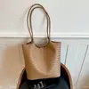 Bolsa de Palha Tecida Grande Capacidade, Relaxada e Estilosa, para o Dia a Dia, Bolsa de Ombro Único para Usar sob o Braço - Lançamento 2026