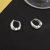 Pendientes de metal trenzado irregular para mujer, nuevos y elegantes, con un diseño de nicho y alta gama.