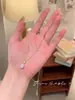 Elegante Colar Fino Gota d'Água para Mulheres, Design de Nicho de Luxo Leve, Estilo da Moda das Celebridades da Internet, Corrente de Clavícula com Pingente de Zircônia Tendência