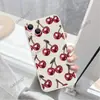 Lista Transfronteriza: Funda Protectora Retro de Cerezas Rojas para Apple 17 con Bordes Rectos, Funda de Silicona Mate para iPhone 15