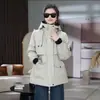 Venda Direta de Fábrica 25 Jaqueta Parka de Lã com Capuz Grossa Bordada com Letras Inverno Novo Casual Quente Casaco de Algodão Feminino