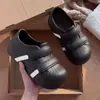 Zuecos con puntera de concha para mujer, nuevo modelo verano 2026, calzado de exterior de EVA, antideslizantes, resistentes al olor, sandalias versátiles de punta cerrada para mujer