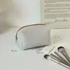 Bolsa de Maquillaje Bordada de Gasa de Gran Capacidad a Rayas Bolsa Portátil para Maquillaje de Salida Bolsa de Artículos de Tocador de Viaje