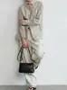 Bolso Bandolera Rene Estilo Fila de Nicho Nuevo 2026, Bolso Sobre de Piel de Vaca de Primera Capa, Bolso Cuadrado Pequeño Versátil Minimalista de Hombro Único