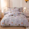 Juego de Cuatro Piezas de Algodón 100% Puro Clase A Espesado Cepillado Otoño e Invierno Juego de Cama Venta al por Mayor desde Fabricante Transfronterizo