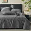 Amazon Transfronterizo Deseo edredón de verano de fibra de bambú color sólido simple juego de cama de cuatro piezas comercio exterior al por mayor