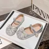Zapatos de Princesa de Cristal para Niñas Nuevos Zapatos de Cuero para Niños Moda Verano 2026 Zapatos Brillantes de Cristal Zapatos de Baile Únicos