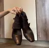 Botines Cortos Cuadrados Estilo Coreano Retro para Mujer 2026 Nuevos Versátiles Cremallera Trasera Huecos Aumentan la Altura de la Pierna Botas Adelgazantes