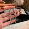 Pendientes de Borla de Copo de Nieve de Diamante Largos Estilo Ins para Mujer, Súper Brillantes, Pendientes Elegantes de Lujo Accesible, Joyería de Oreja Exquisita y de Gama Alta