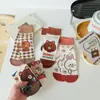 Calcetines de Oso Fresa Estilo Coreano para Estudiantes Medios ins Tendencia Estilo Japonés Lindos Dibujos Animados Rosa Todo en Uno En Stock Venta al por Mayor