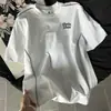 Camiseta de Manga Corta con Diseño de Puntada de Color Contrastante Estampado de Letras Estilo Universitario Versátil Nuevo Estilo Verano 2026
