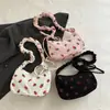 Linda Bolsa de Axila de Fresa para Mujer 2026 Nueva Casual Moderna Pequeña Cuadrada de Pana Personalizada para Viajero Bolso de Hombro