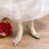 Sapatos de cristal, sapatos de casamento, sapatos de noiva, sapatos principais para o vestido de noiva, saltos altos franceses para damas de honra, novo modelo feminino de verão 2025