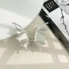 Pinza de Garra de Murciélago de Metal para Halloween Transfronteriza para Mujer, Estilo Minimalista, Pasador de Murciélago de Tamaño Mediano para Recogidos, Pinza de Tiburón para la Parte Posterior de la Cabeza