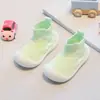 Zapatos de caña alta para niños pequeños de primavera y otoño, Zapatos de suelo para bebés, Calcetines de suelo antideslizantes para bebés, Niños y niñas, Zapatos de suela blanda anticaída