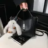 Bolsa de mão com padrão de lichia, design de nicho coreano, pequena bolsa tote, elegante e versátil, adequada para o trabalho, bolsa feminina, transfronteiriça
