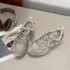 Sensação de pisar em cocô~ Novidades de verão salto escondido sapatos de treino alemães femininos versáteis casuais esportivos sapatos Forrest Gump fazem os pés parecerem menores respirável
