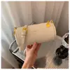Bolso pequeño para mujer para primavera y verano, versátil 2026 nueva moda, bolso cruzado con correa ancha, bolso tipo almohada, bolso baguette casual, bolso de hombro