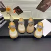 Estilo Delicado Malha Respirável Bico Fechado Meia-Pantufa Sapatos Femininos 2026 Novo Estilo Fita Decorativa Floral Decoração de Pérola Plataforma Sola Grossa