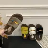 Ponte de pie mucho tiempo sin fatigar los pies, sandalias más texturizadas para mujer 2026 Estilo popular de celebridad de Internet, ligeras, delicadas, portátiles, sin presión en los pies, sandalias de tipo chancla