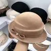 Sombrero de Mujer Otoño e Invierno Nuevo Sombrero de Copa de Lana Estilo Coreano Versátil Moda Estilo Occidental Sombrero de Copa Pequeña Sombrero de Pescador Delgado para Rostro Británico