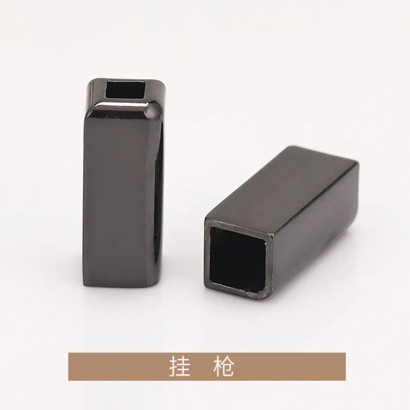 K23A5949挂枪.jpg