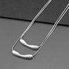 Collar de mujer elegante, ligero y de lujo, de acero inoxidable, de titanio, nuevo estilo, combina con todo, cadena de clavícula de moda.