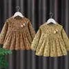 Delantal infantil, babero de manga larga para comer, bata impermeable y resistente a las manchas para bebés niñas, vestido tipo bata de pana para bebé, ropa protectora