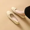 2026 Primavera/Otoño Nuevos Zapatos Planos de Moda para Mujer, Punta Cuadrada, Plisados, Corte Bajo, Suela Suave, Empeine Suave, Suela Plana, Slip-On, Cómodos, Versátiles
