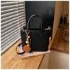 Estilo Melard ante retro colección otoño/invierno 2026: un bolso de hombro, bolso cruzado y bolso de mano elegante y sofisticado, perfecto para ir al trabajo